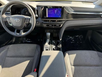 2025 Toyota Camry LE FWD