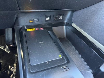 2025 Toyota Camry LE FWD