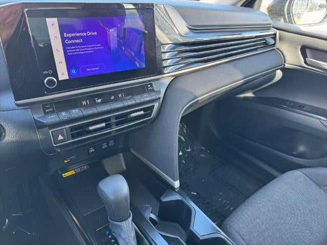 2025 Toyota Camry LE FWD