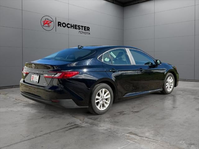 2025 Toyota Camry LE FWD