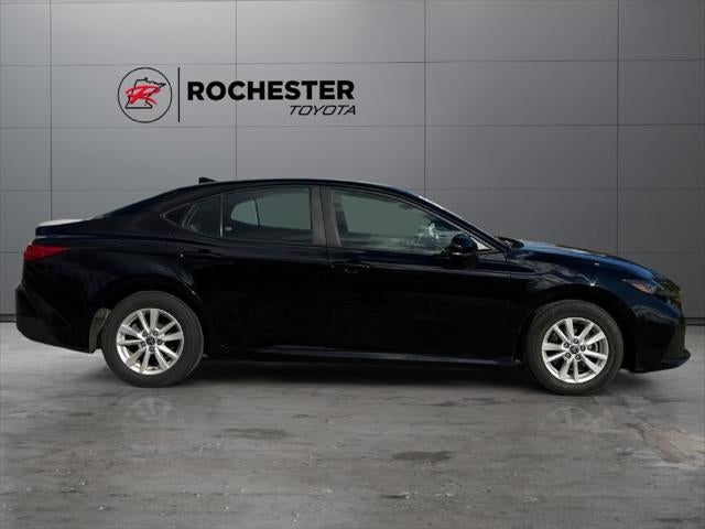 2025 Toyota Camry LE FWD