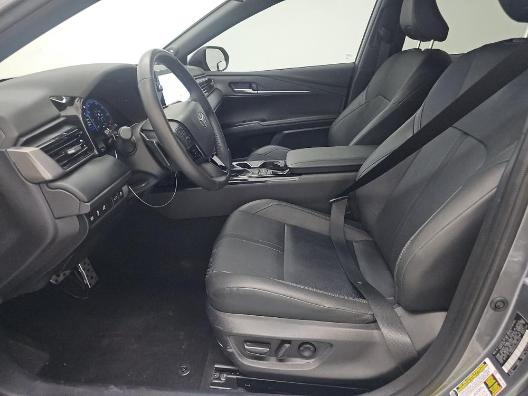 2025 Toyota Camry XSE FWD