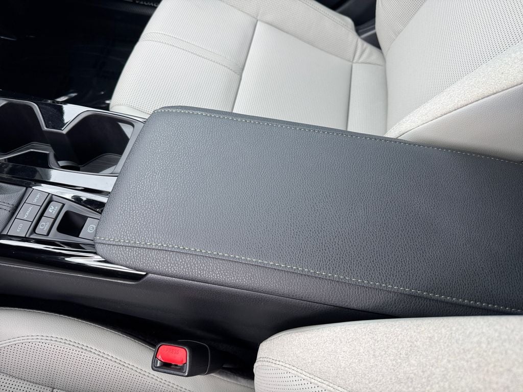 2025 Toyota Camry XLE AWD