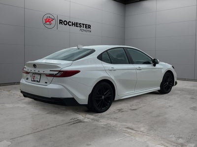 2025 Toyota Camry SE AWD