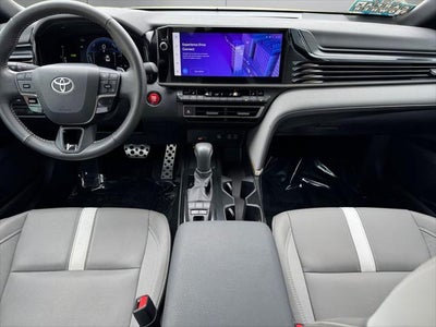 2025 Toyota Camry SE AWD