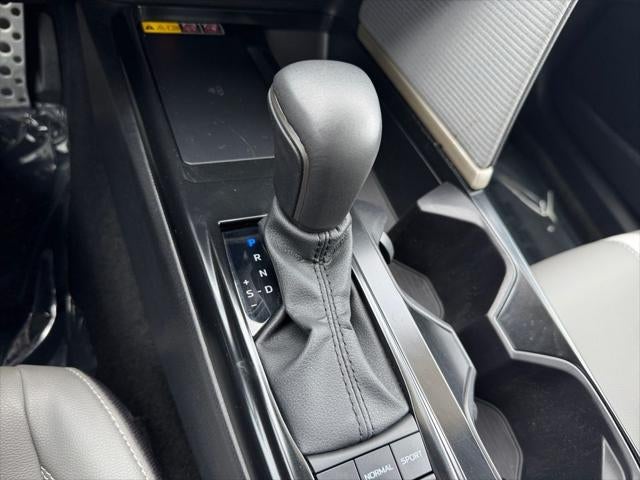 2025 Toyota Camry SE AWD