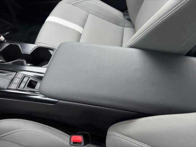 2025 Toyota Camry SE AWD