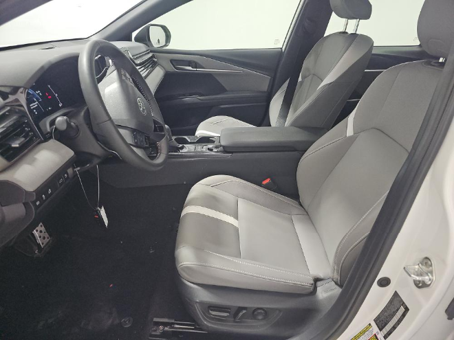 2025 Toyota Camry SE AWD