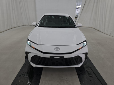 2025 Toyota Camry SE AWD