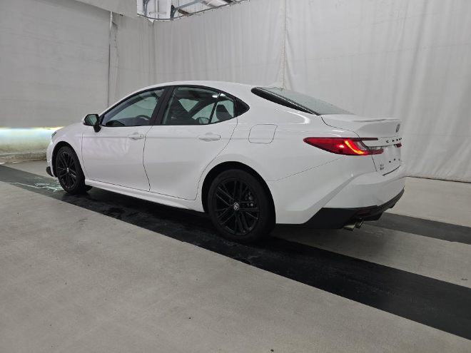2025 Toyota Camry SE AWD