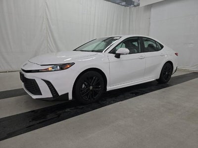 2025 Toyota Camry SE AWD
