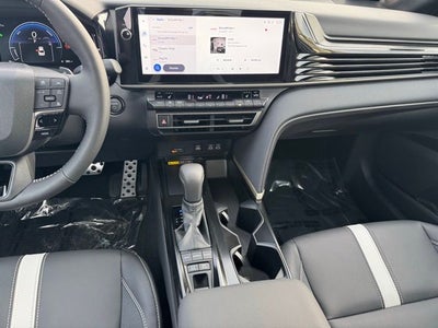 2026 Toyota Camry SE AWD