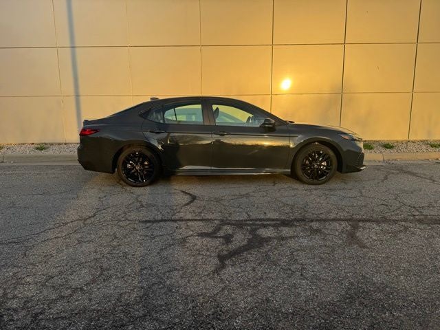 2026 Toyota Camry SE AWD