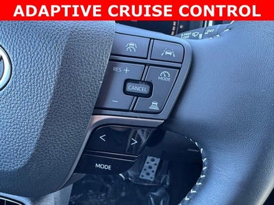 2025 Toyota Camry SE AWD