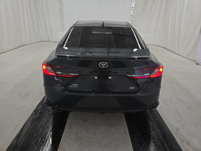 2025 Toyota Camry SE AWD