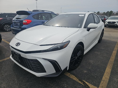 2025 Toyota Camry SE AWD