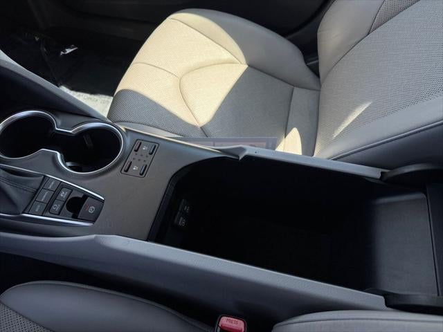 2023 Toyota Camry Hybrid XLE FWD