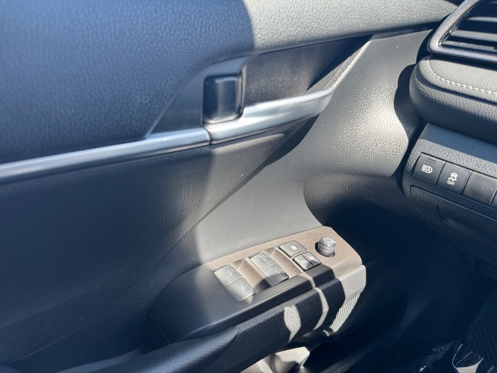 2023 Toyota Camry SE FWD
