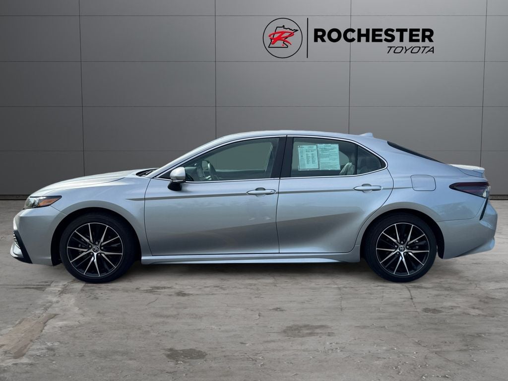 2023 Toyota Camry SE FWD