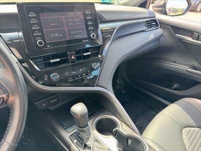 2023 Toyota Camry SE FWD