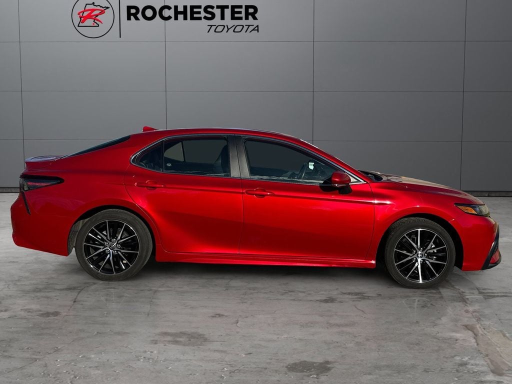 2024 Toyota Camry SE FWD