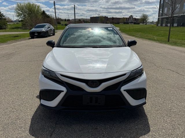 2021 Toyota Camry SE AWD