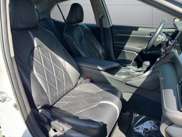 2021 Toyota Camry SE AWD