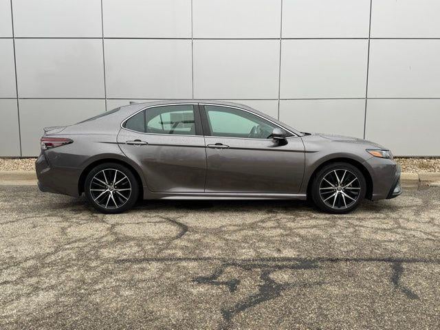 2023 Toyota Camry SE AWD