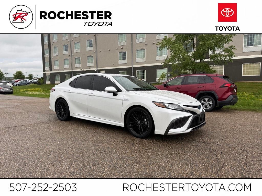 2021 Toyota Camry Hybrid XSE FWD