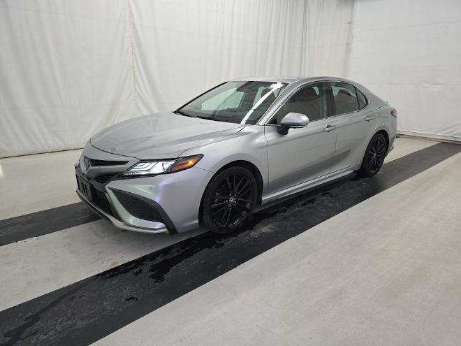 2022 Toyota Camry Hybrid XSE FWD