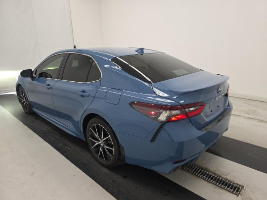 2024 Toyota Camry Hybrid SE FWD