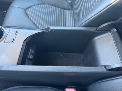 2024 Toyota Camry SE AWD