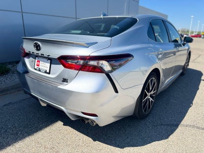 2024 Toyota Camry SE AWD