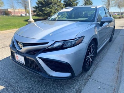 2024 Toyota Camry SE AWD