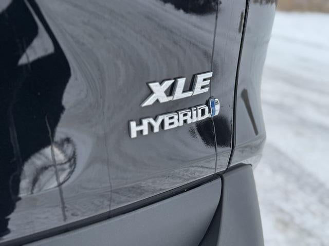 2023 Toyota RAV4 Hybrid XLE Premium AWD
