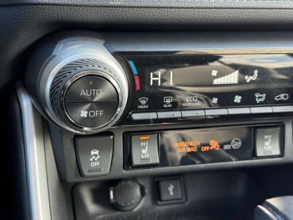 2022 Toyota RAV4 Hybrid XLE Premium AWD