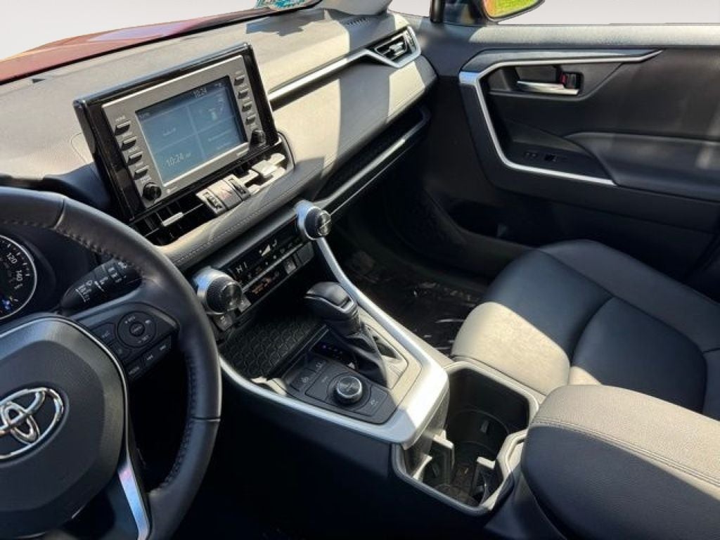2022 Toyota RAV4 Hybrid XLE Premium AWD