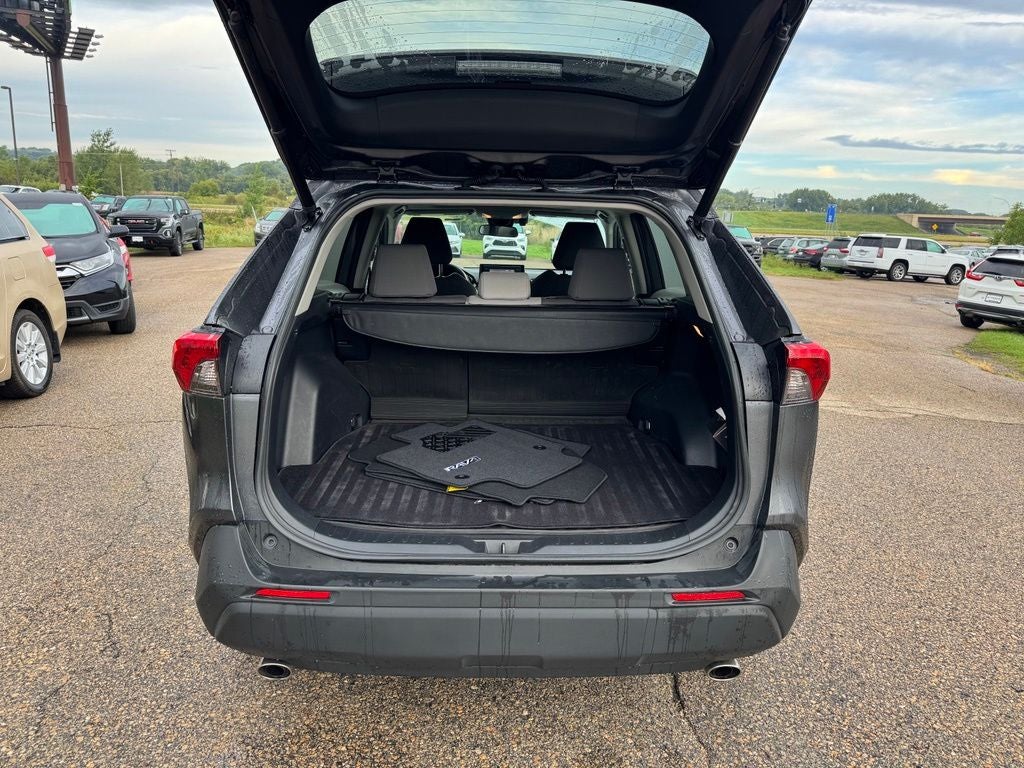 2021 Toyota RAV4 Hybrid XLE AWD