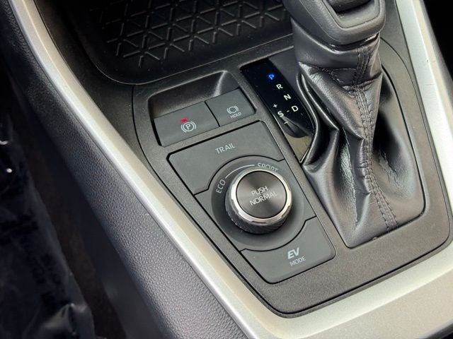 2025 Toyota RAV4 Hybrid XLE AWD