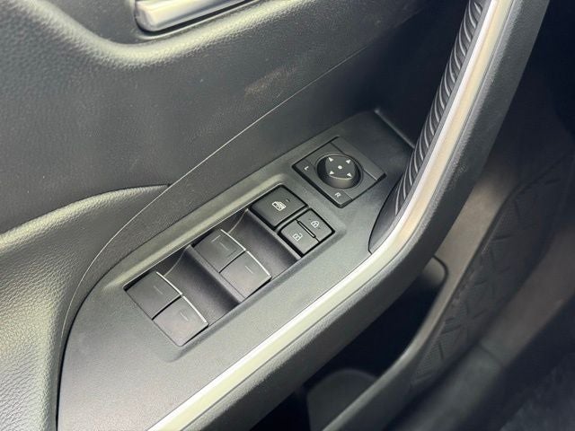 2025 Toyota RAV4 Hybrid XLE AWD