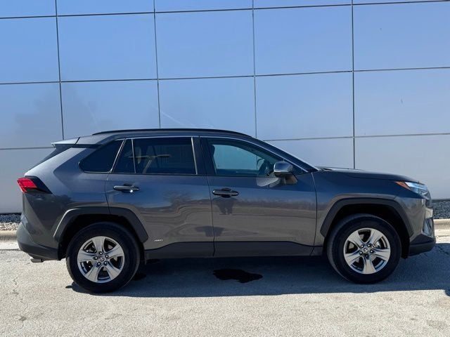2025 Toyota RAV4 Hybrid XLE AWD