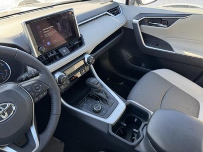 2025 Toyota RAV4 Hybrid XLE AWD