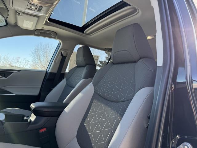 2025 Toyota RAV4 Hybrid XLE AWD