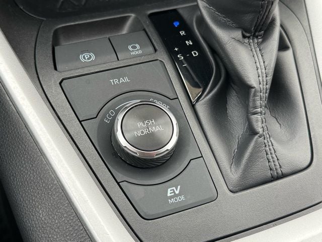 2025 Toyota RAV4 Hybrid XLE AWD