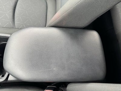 2025 Toyota RAV4 Hybrid XLE AWD