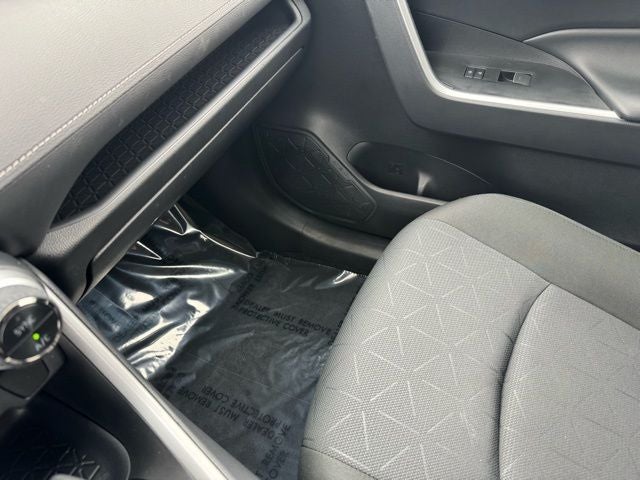 2025 Toyota RAV4 Hybrid XLE AWD