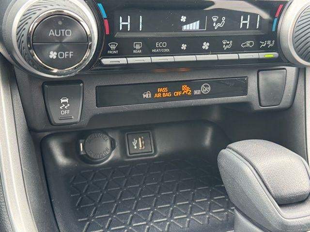 2025 Toyota RAV4 Hybrid XLE AWD