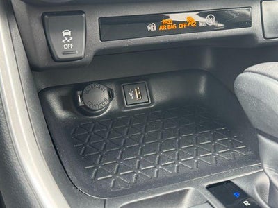 2025 Toyota RAV4 Hybrid XLE AWD