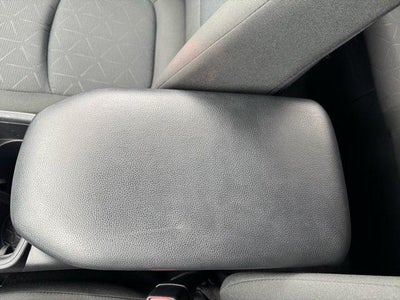 2025 Toyota RAV4 Hybrid XLE AWD