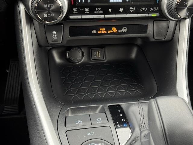 2025 Toyota RAV4 Hybrid XLE AWD